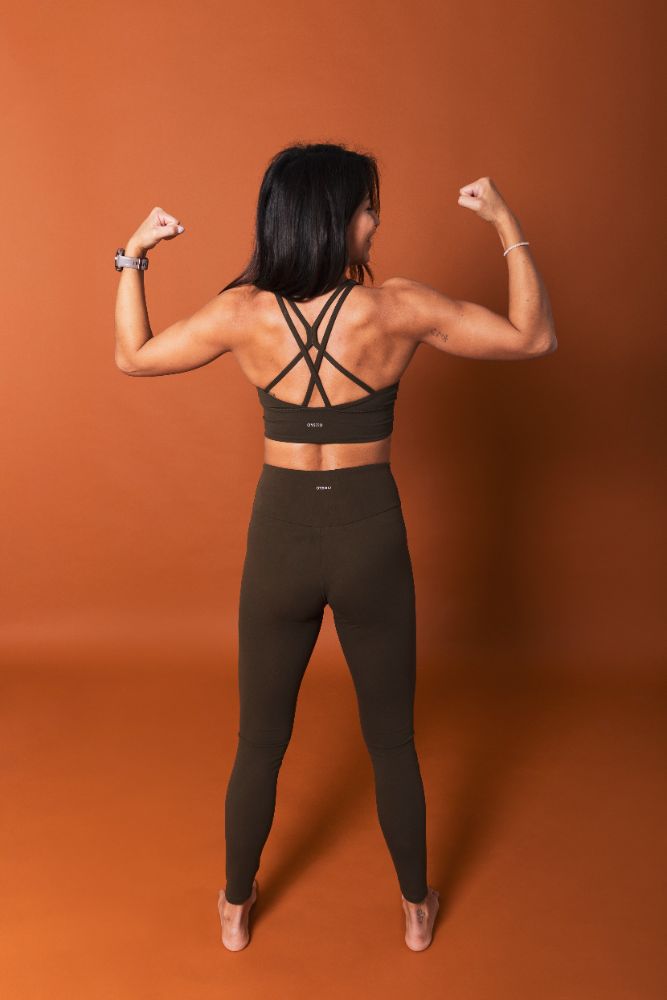 Montse mostrando fuerza